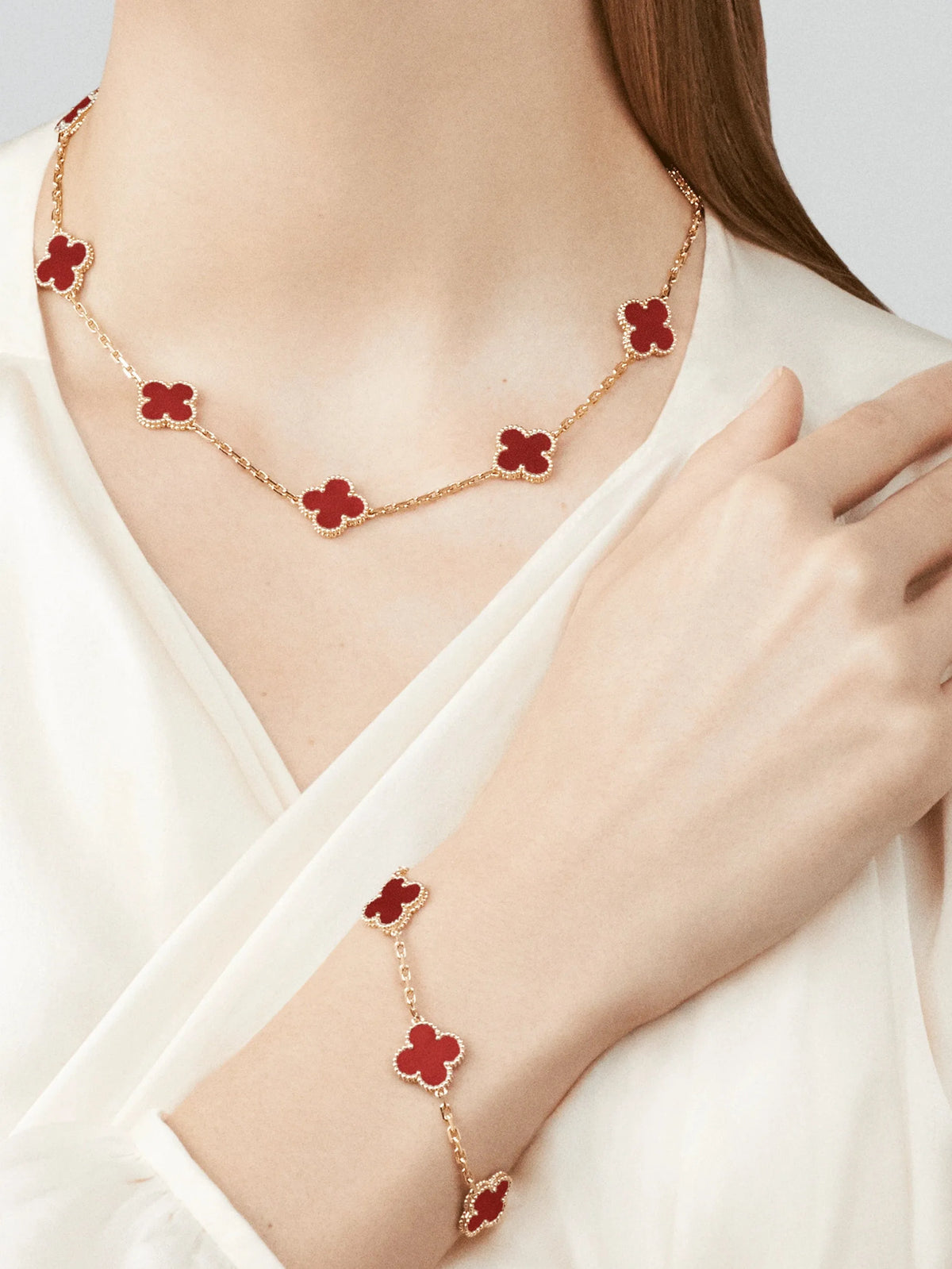Clover Leaf Bracelet M84305