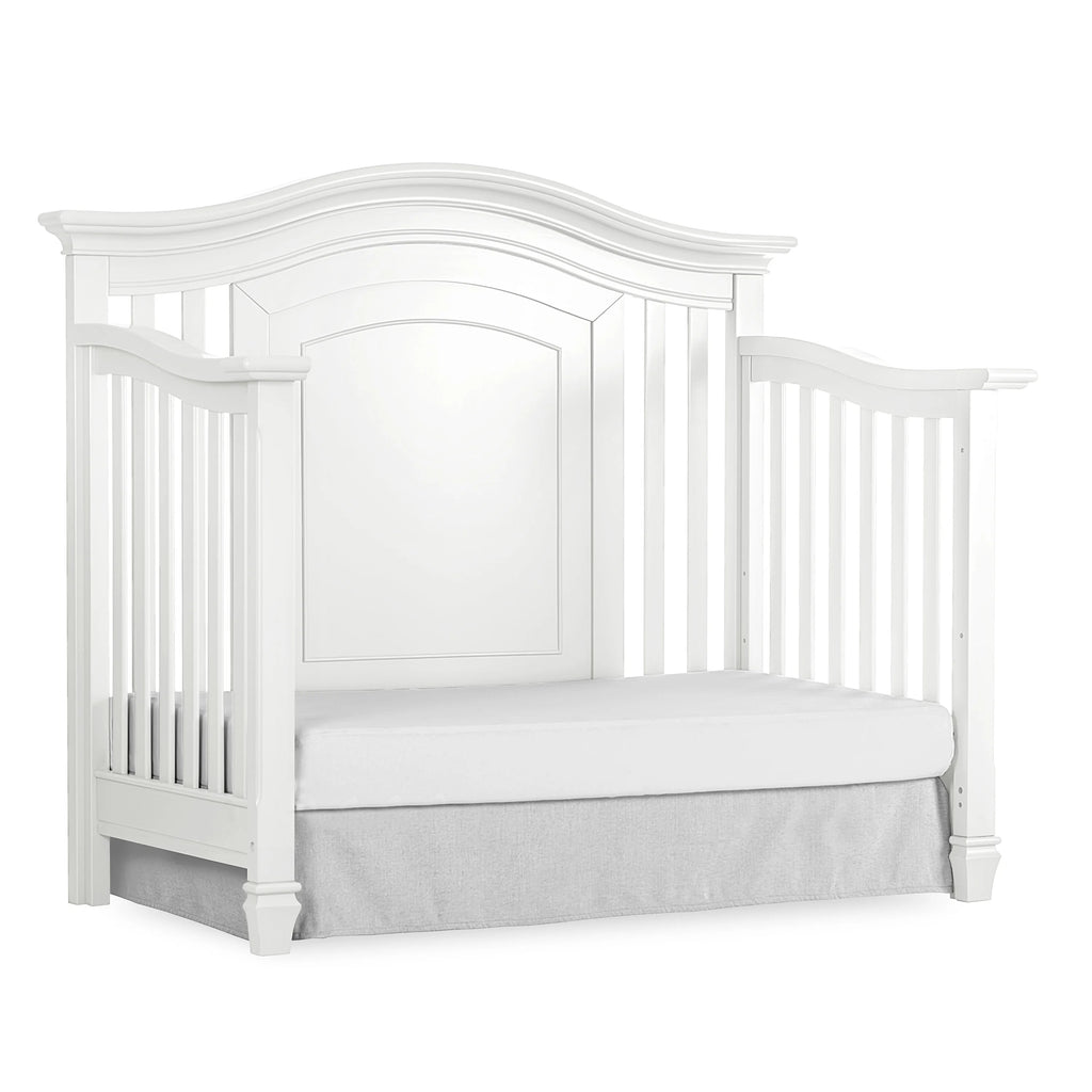 White 5-in-1 Convertible Crib Z21388