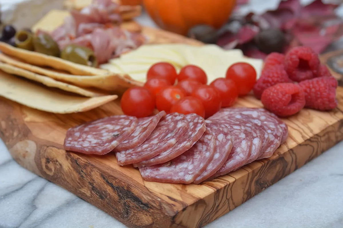 Olive Wood Cutting Board N911