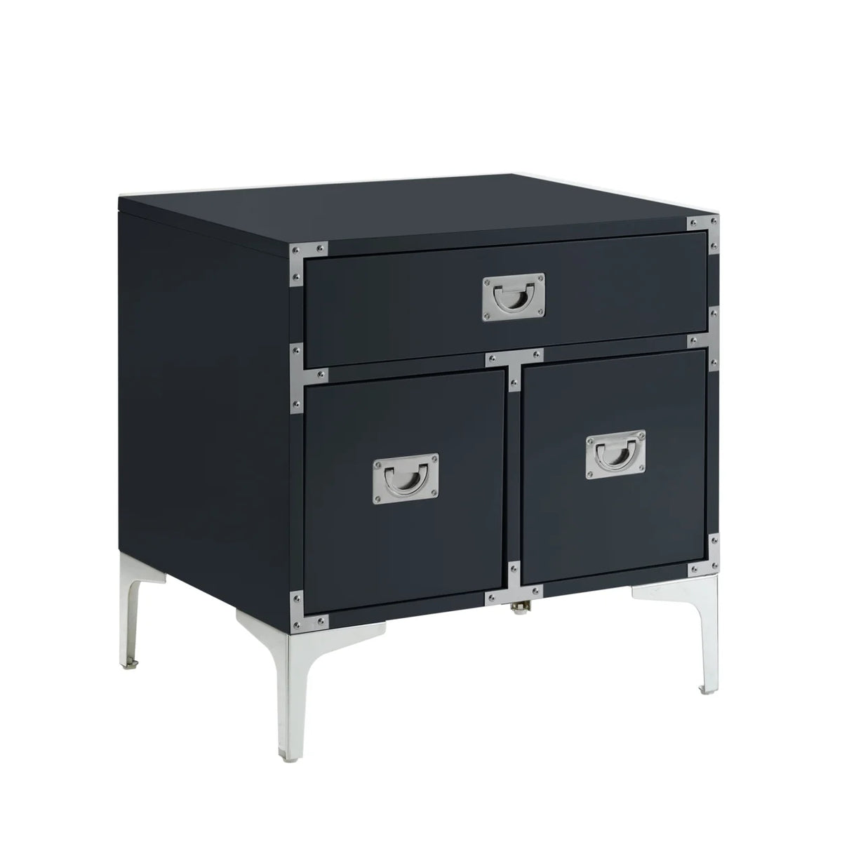 Lacquer Finish 3 Drawer Nightstand X717