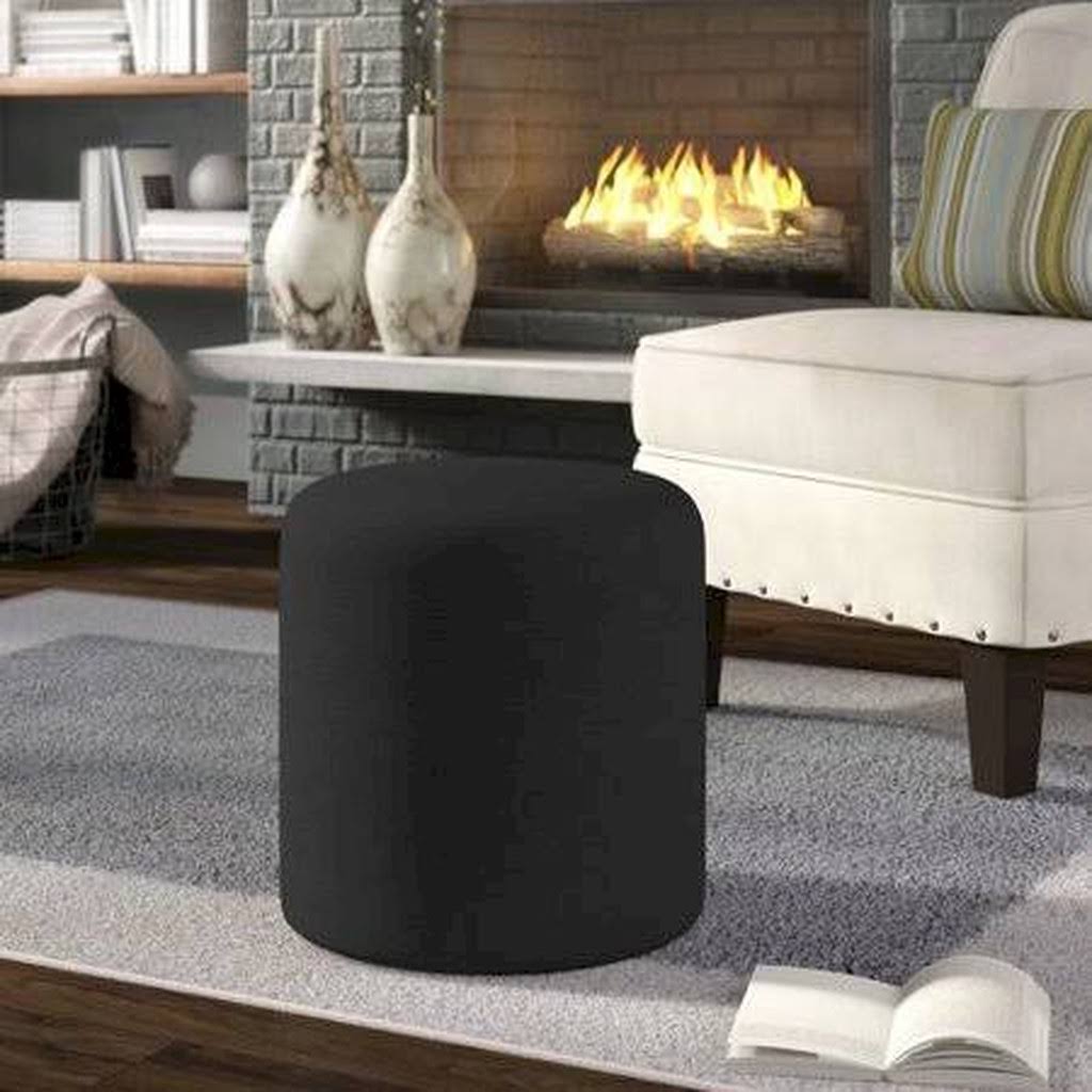 Black Pouf R763