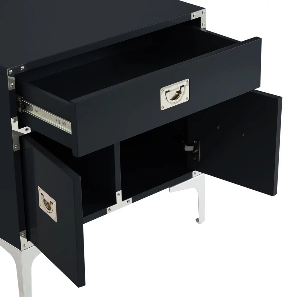 Lacquer Finish 3 Drawer Nightstand X717