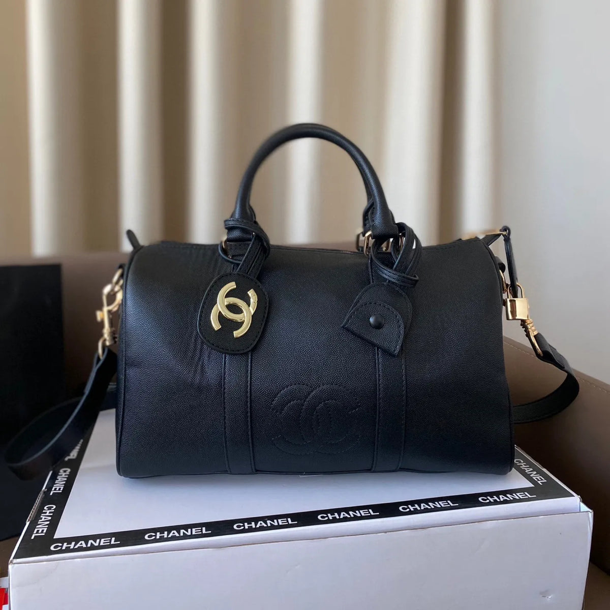 Travel Bag G68949