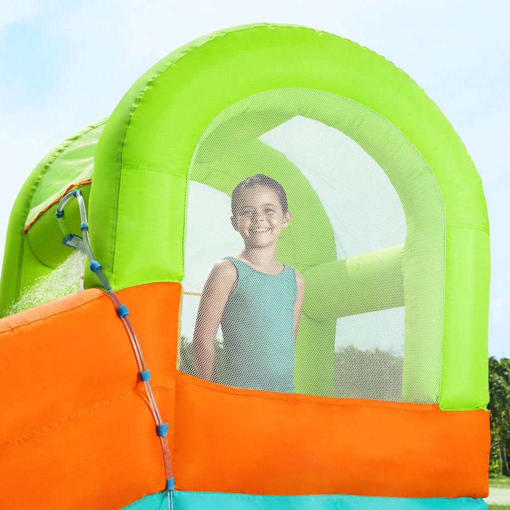 Kids Outdoor Inflatable Water Park with Water Cannon O744