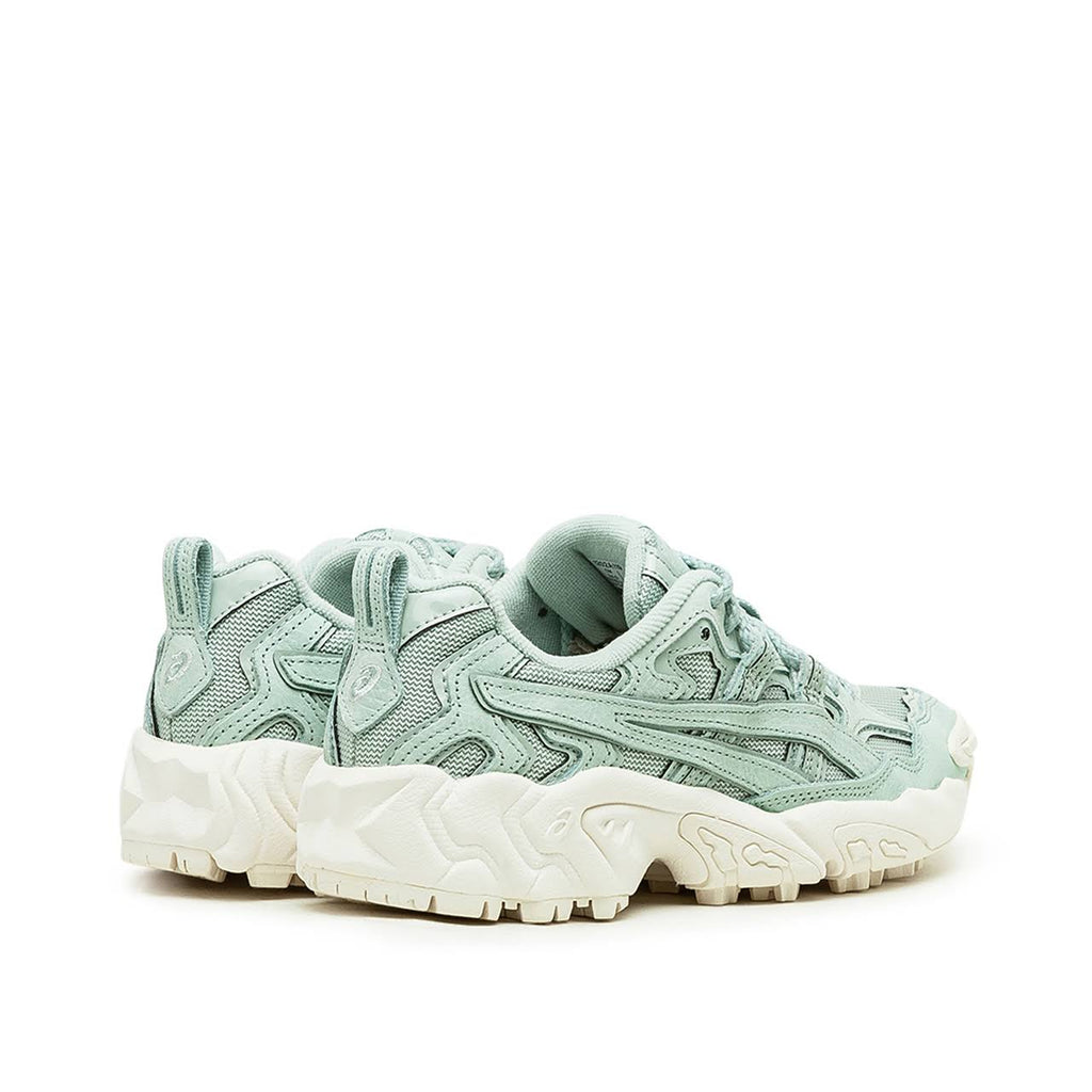 Green Cream Sneakers M76070