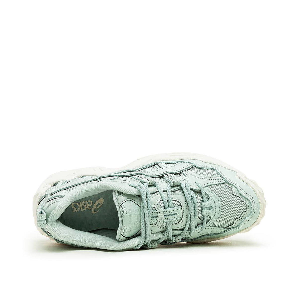 Green Cream Sneakers M76070
