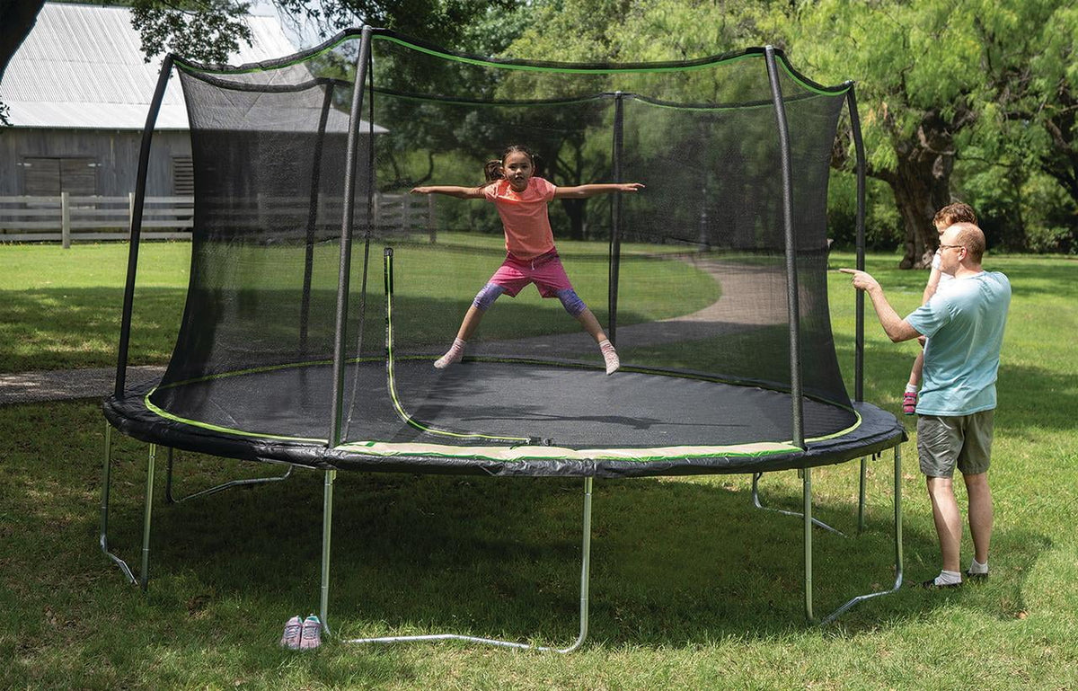 14ft Trampoline and Enclosure S558