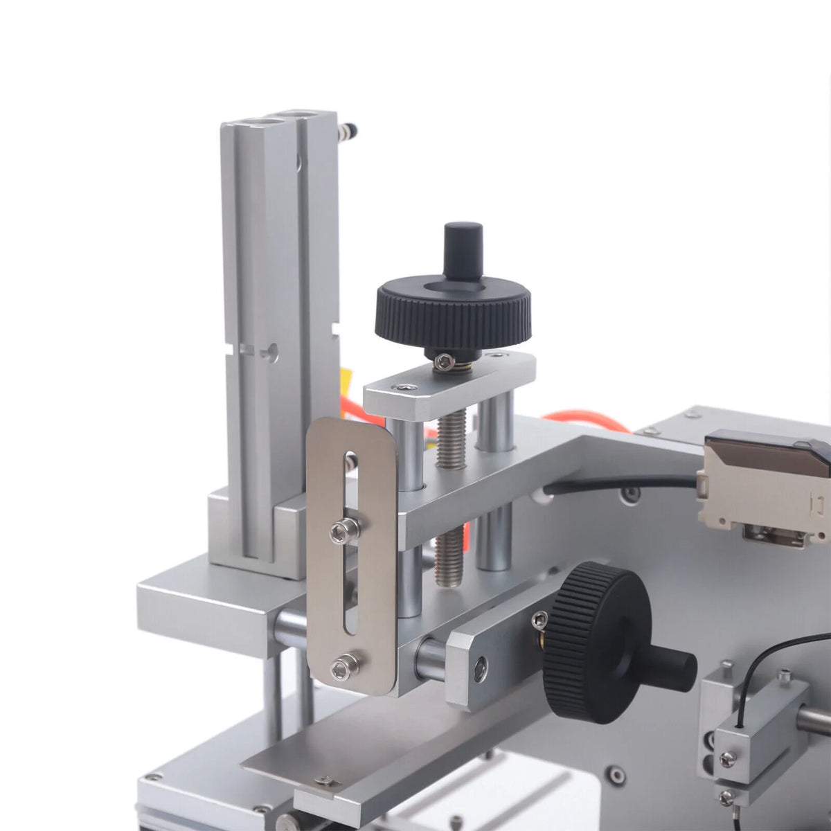 Semi-automatic Square Bottle Labeling Machine B655