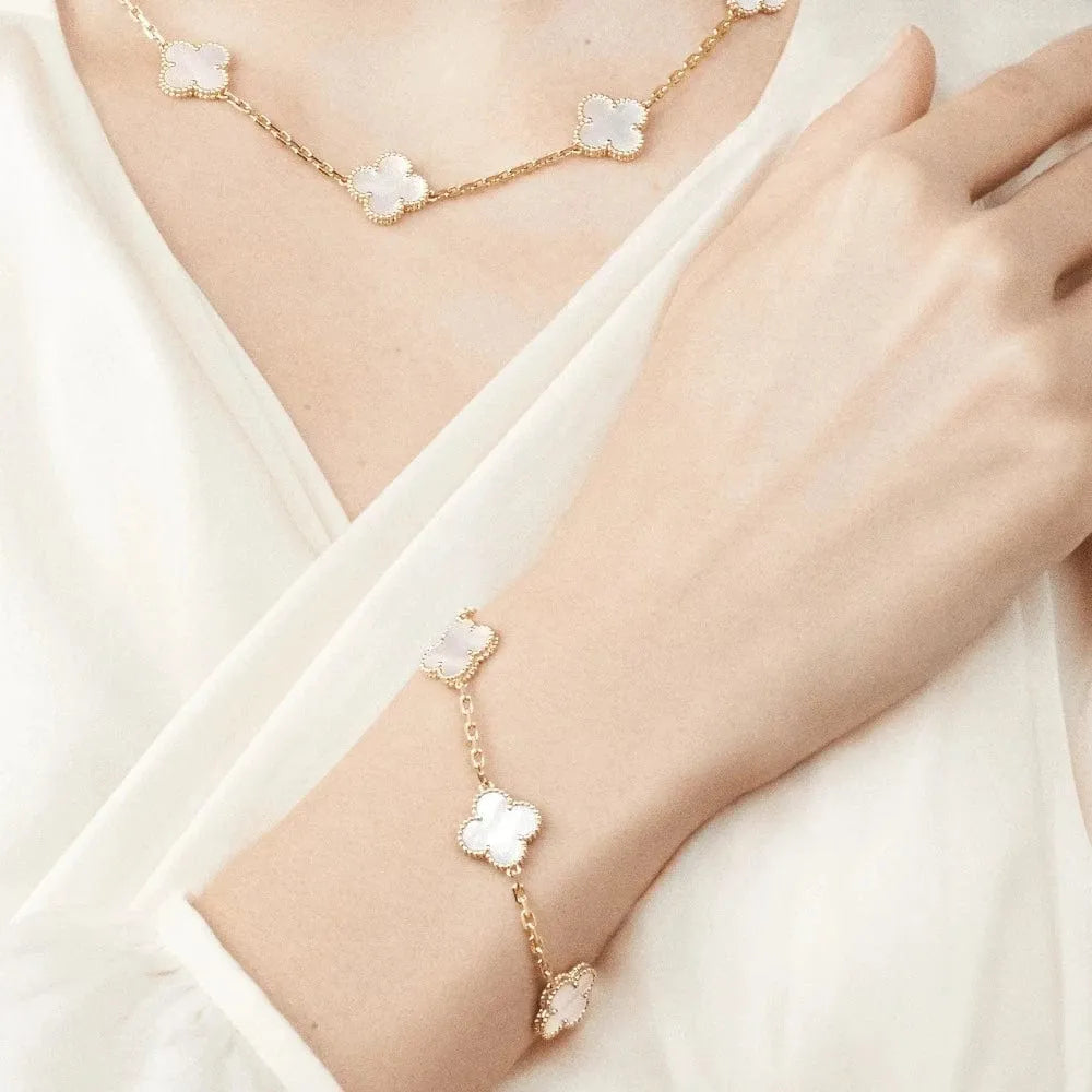 Clover Leaf Bracelet M84305