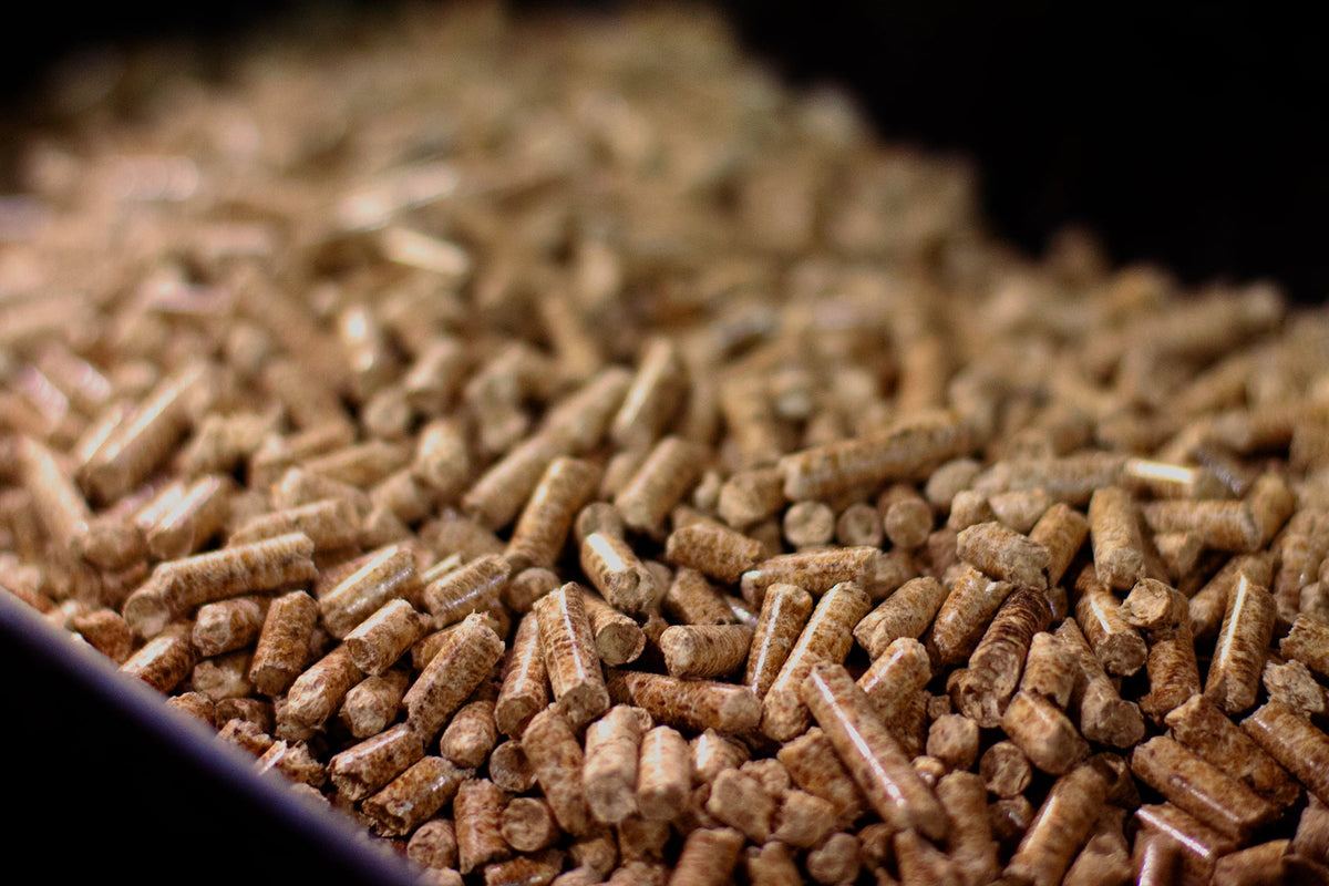 Natural Pennsylvania Cherry Hardwood Pellets 40 Pound N7583
