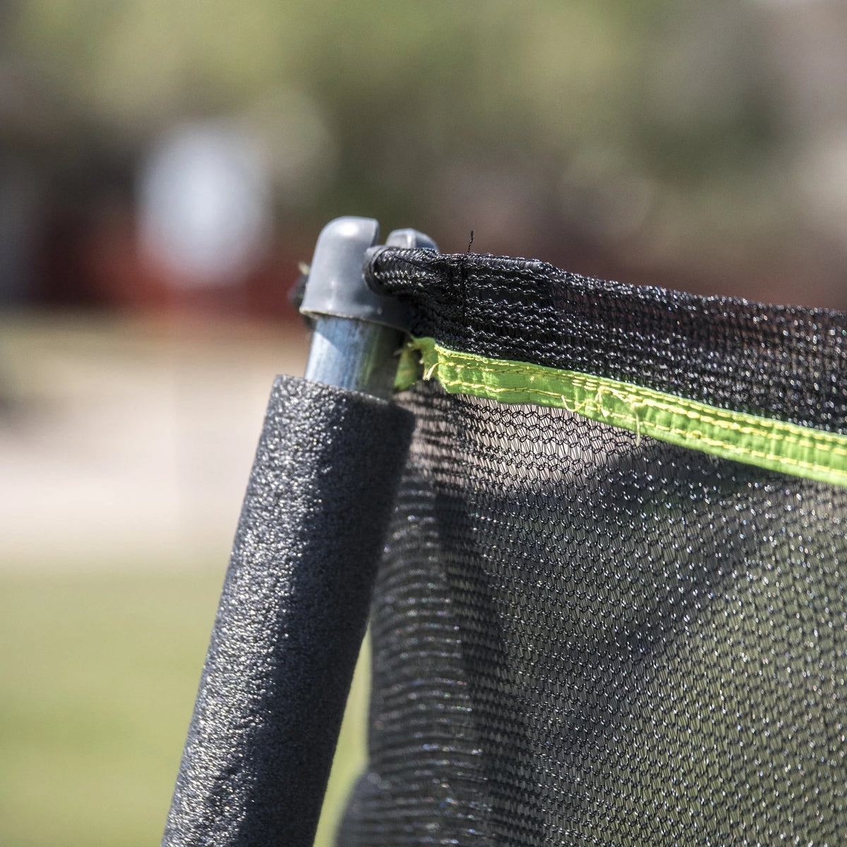 14ft Trampoline and Enclosure S558